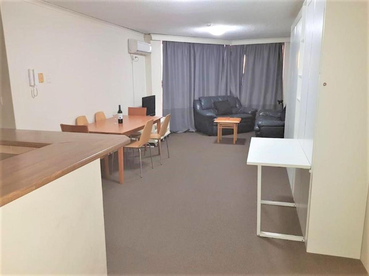 Accommodation Sydney - Kent Street Sydney Cbd Top Floor 2 Bedroom Apartment With Balcony Exteriér fotografie